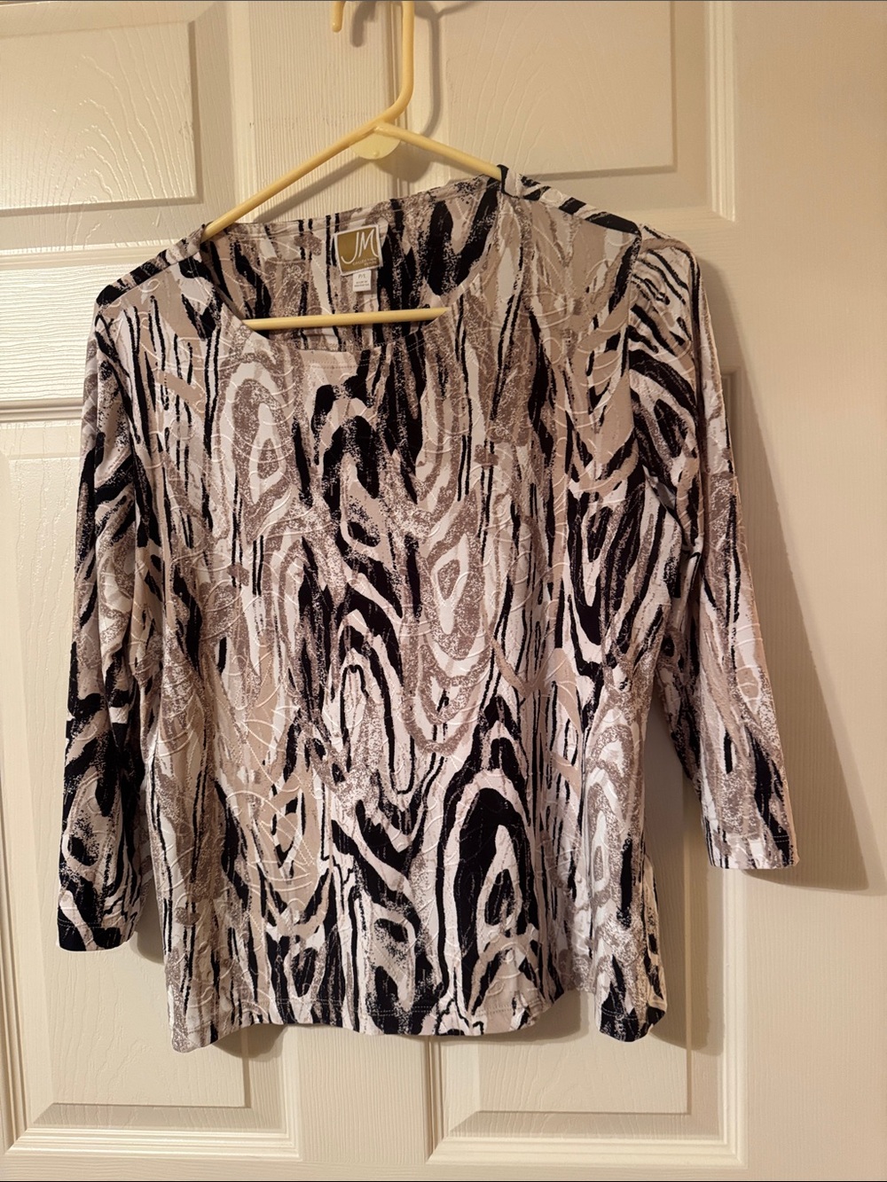 JM Collection Black and Cream Abstract Print Scoop Neck 3/4 length sleeve